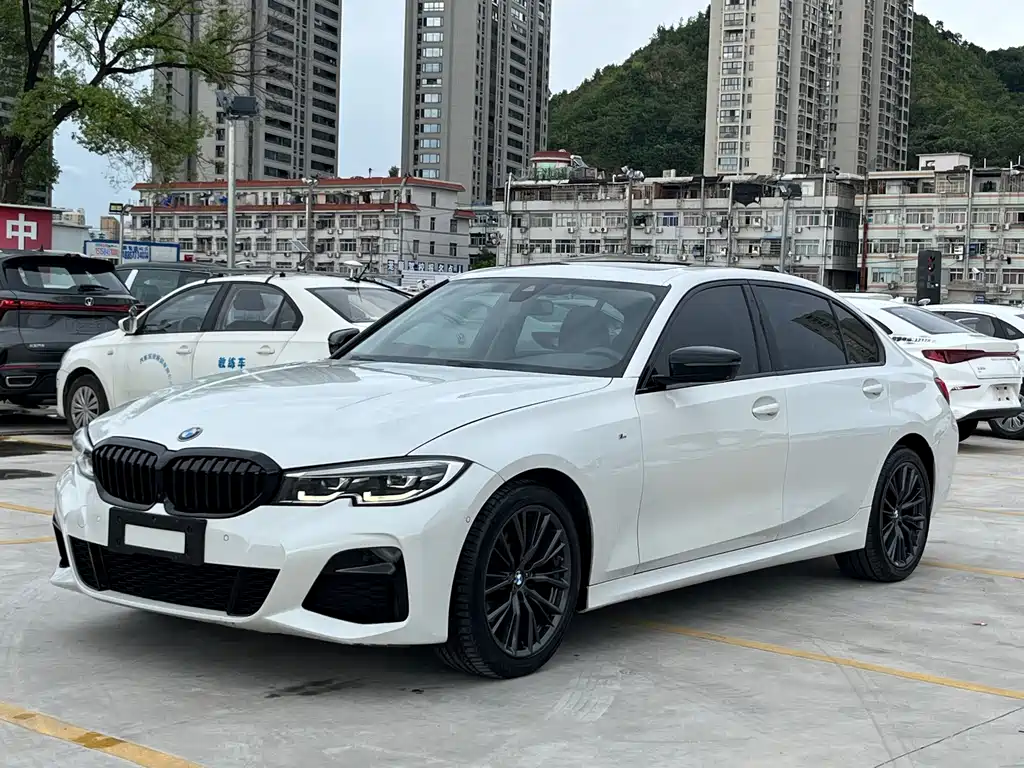 BMW 3 Series 2020