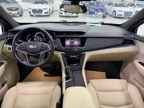 Cadillac XT5 2016
