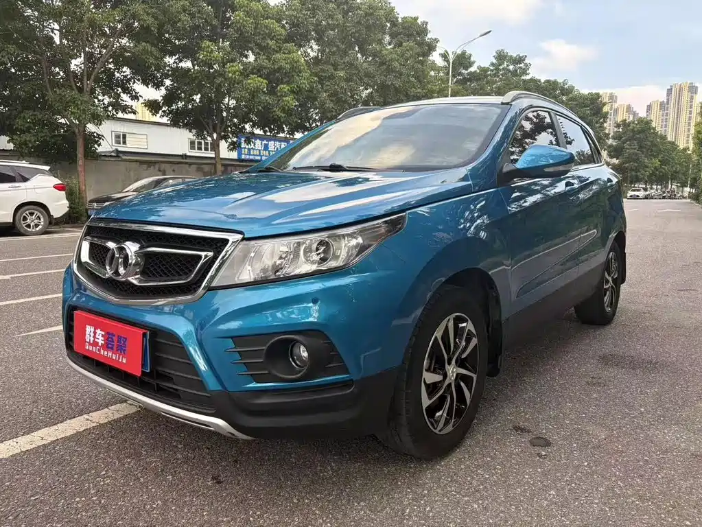 BAIC Senova X55 2016 — фото 1