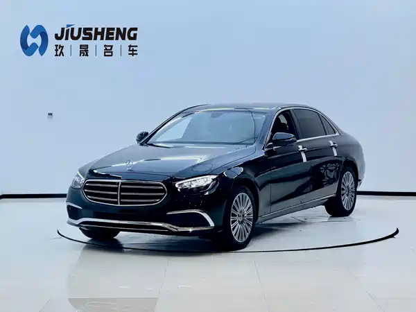 Mercedes-Benz E-Class 2023
