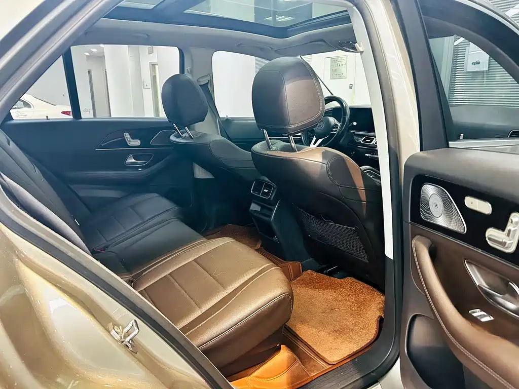 Mercedes-Benz GLE 2019 — фото 15