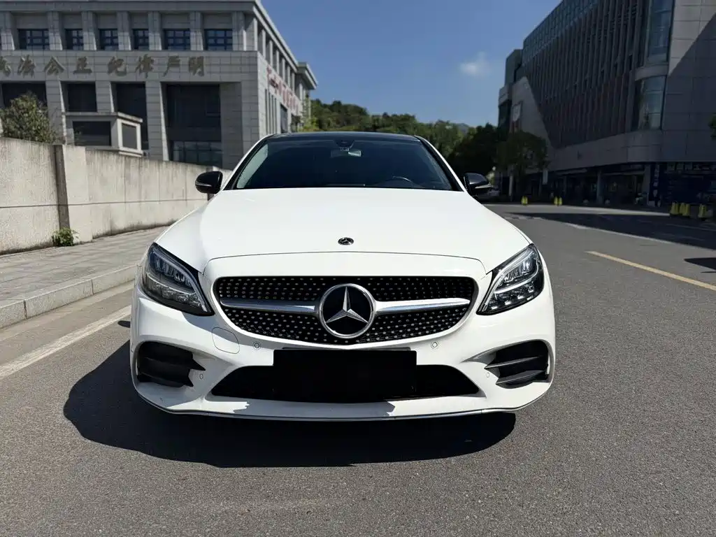 Mercedes-Benz C-Class 2019