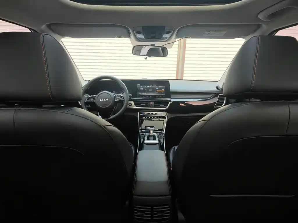 Kia KX3 2021 — фото 14
