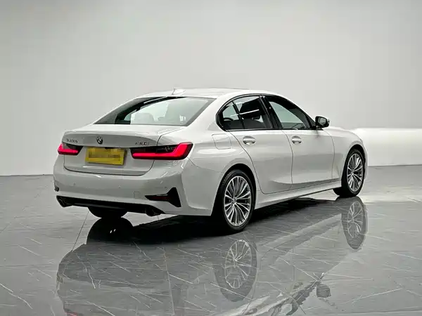 BMW 3 Series 2022