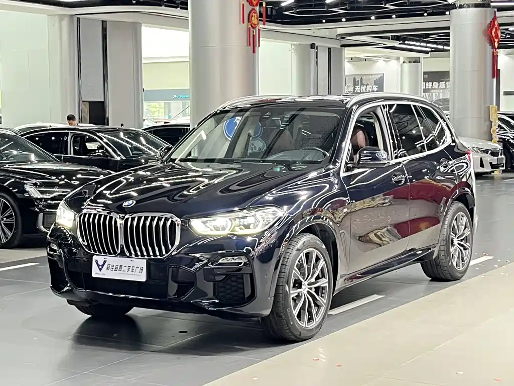 BMW X5 2020 — фото 1