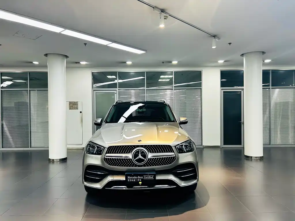 Mercedes-Benz GLE 2019 — фото 2
