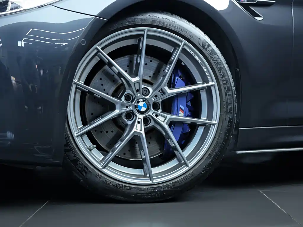 BMW M5 2019 — фото 21