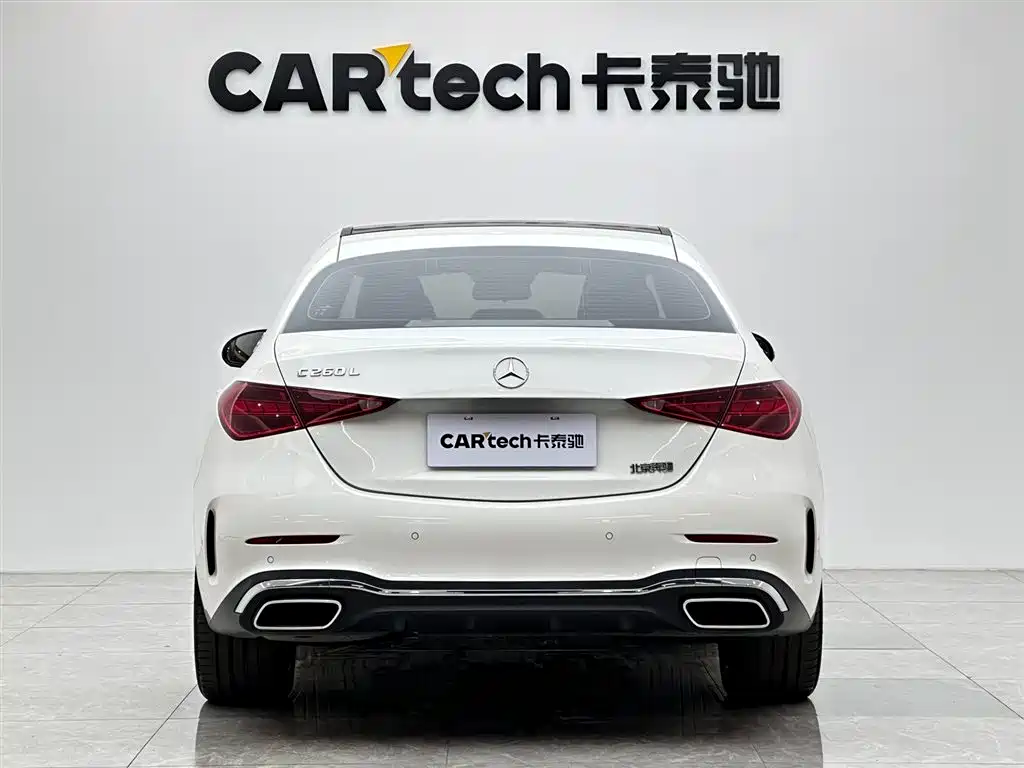 Mercedes-Benz C-Class 2024 — фото 4
