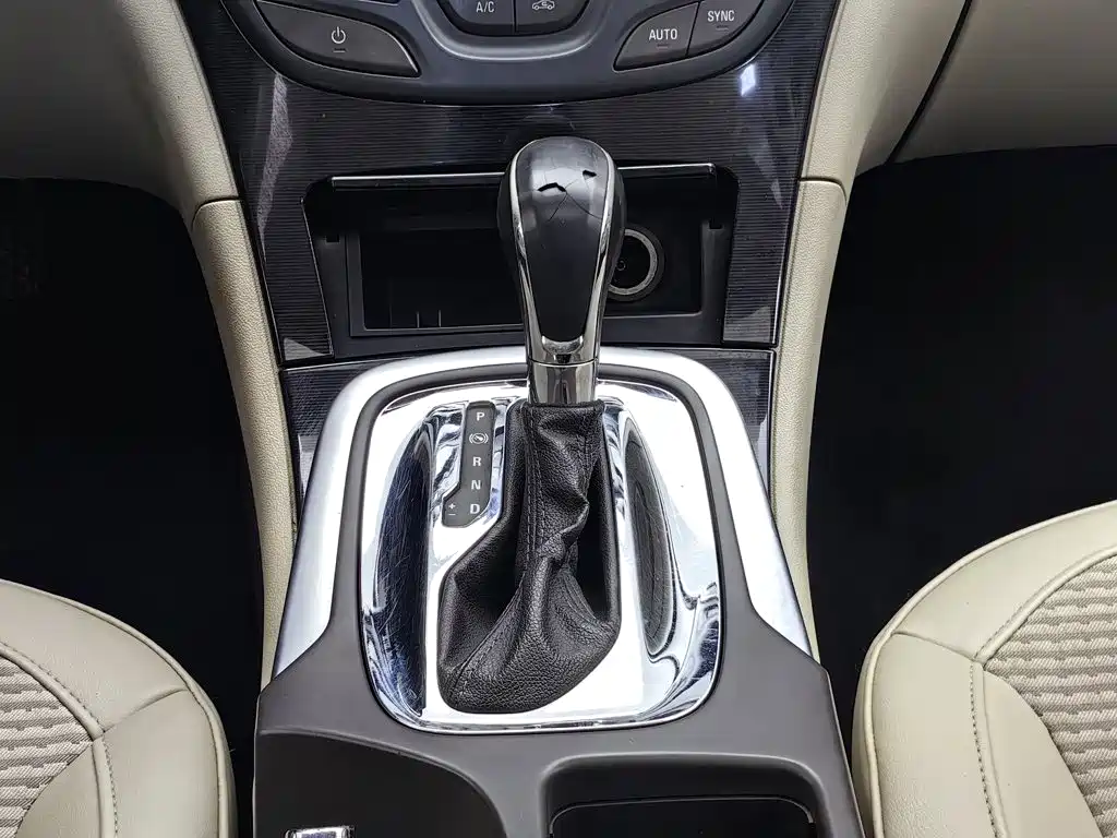 Buick Regal 2014 — фото 13