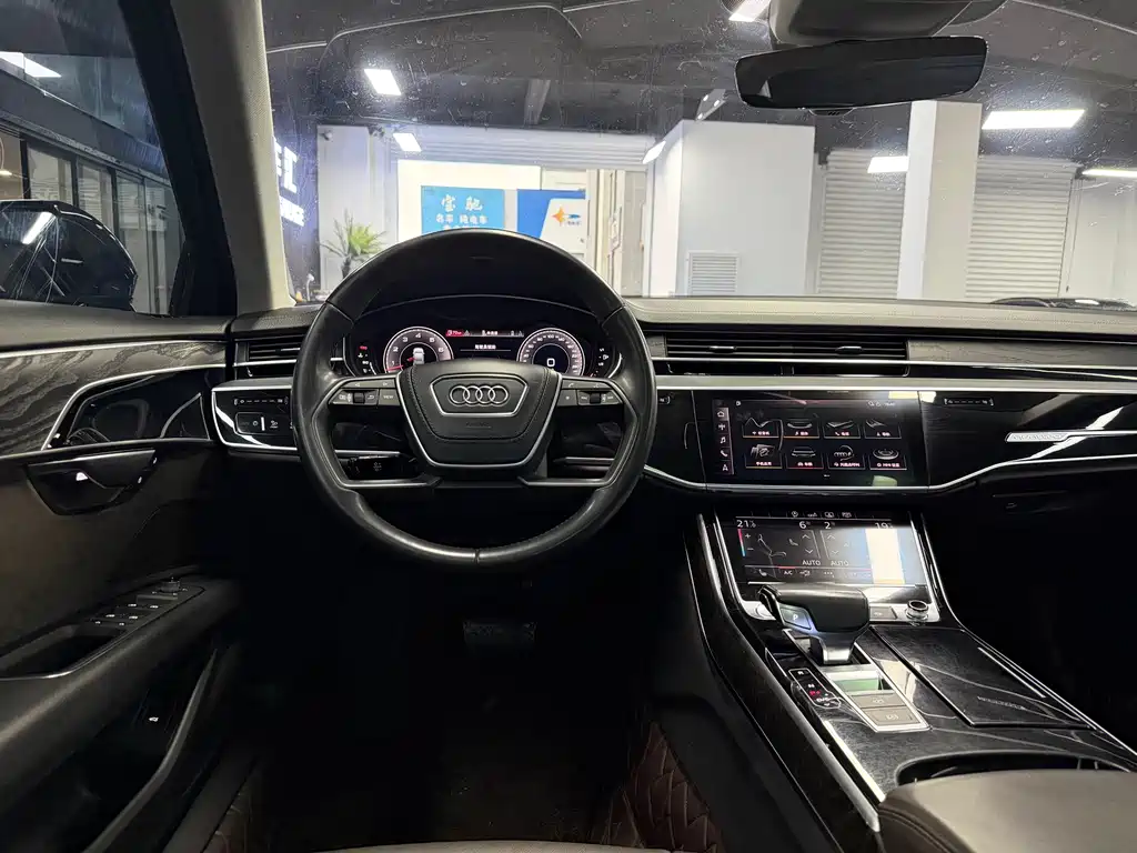 Audi A8 2019