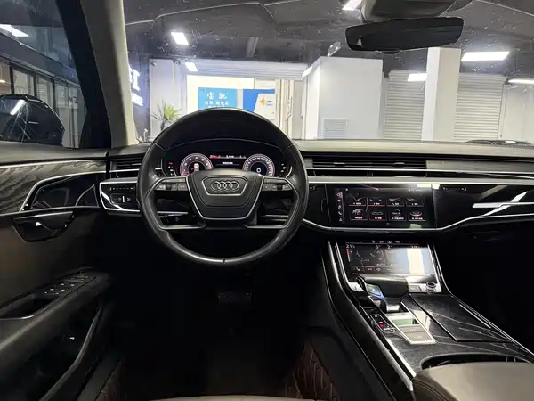 Audi A8 2019