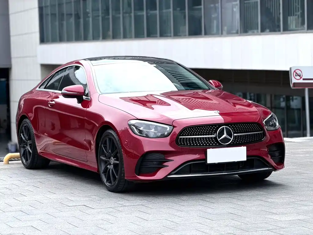 Mercedes-Benz E-Class 2022