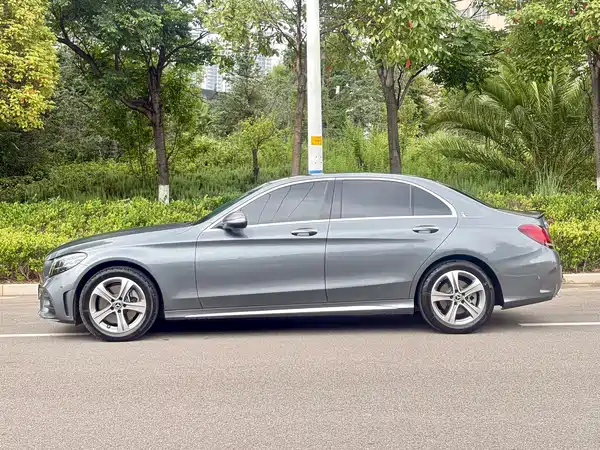 Mercedes-Benz C-Class 2019