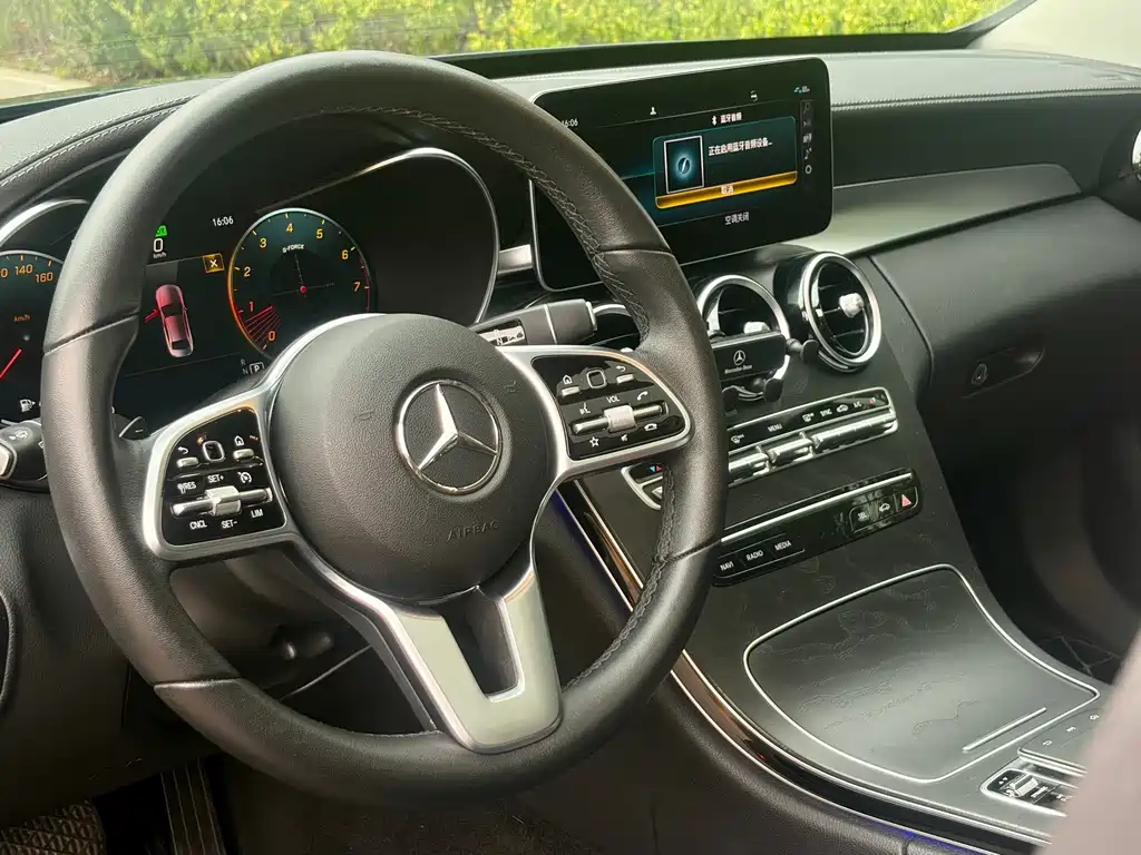Mercedes-Benz C-Class 2019 — фото 8