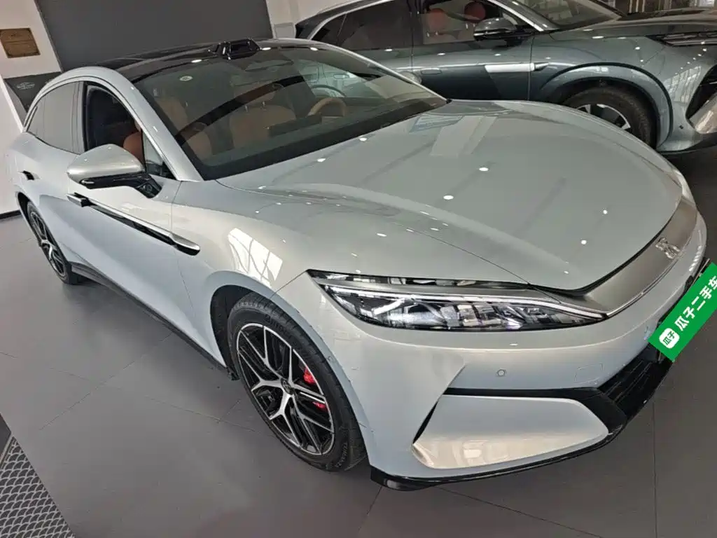 BYD Han L 2025