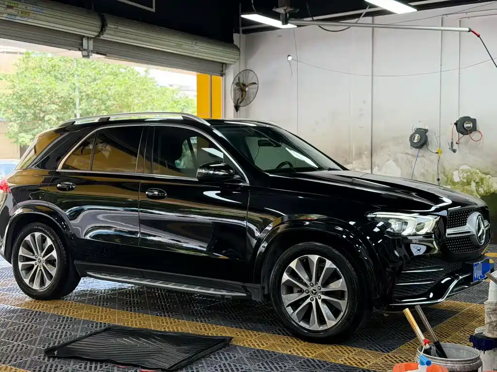 Mercedes-Benz GLE 2022 — фото 3
