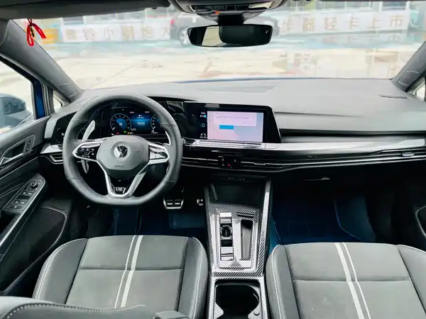Volkswagen Golf 2020
