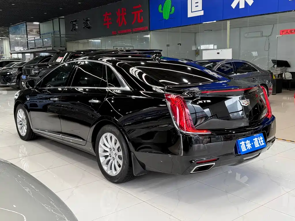 Cadillac XTS 2018 — фото 17