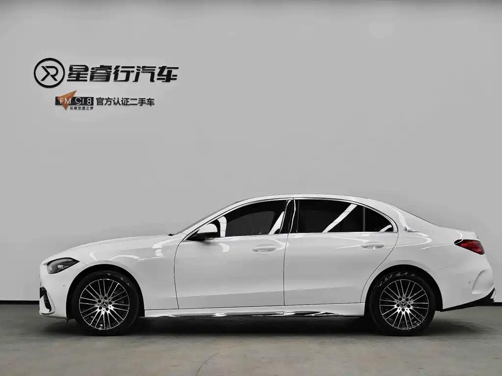 Mercedes-Benz C-Class 2024 — фото 27