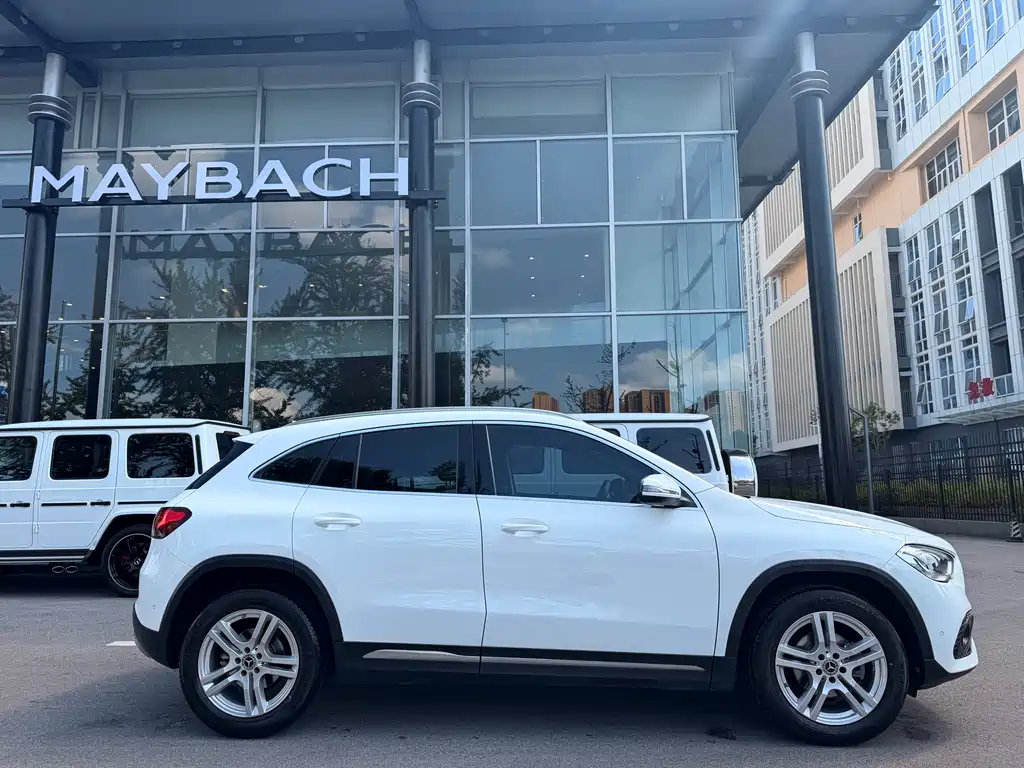 Mercedes-Benz GLA 2021 — фото 6