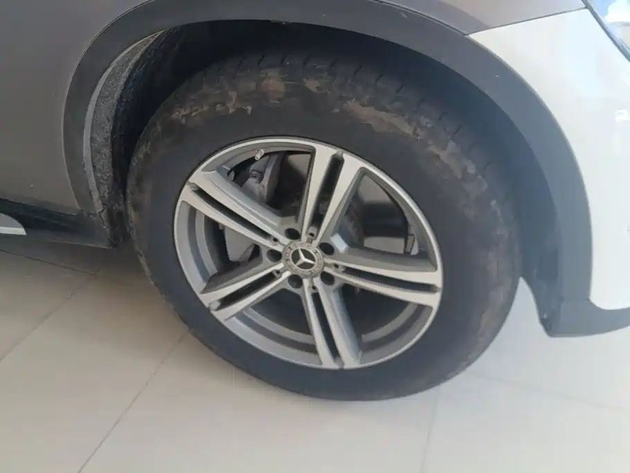 Mercedes-Benz GLC 2021