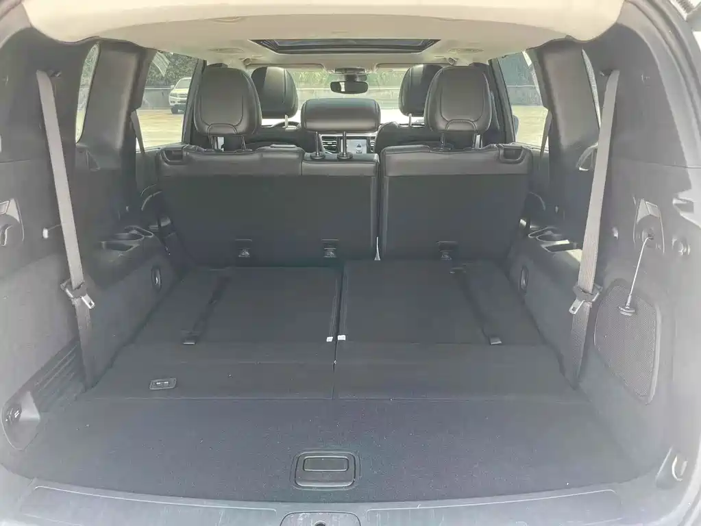 Jeep Grand Commander 2018 — фото 12