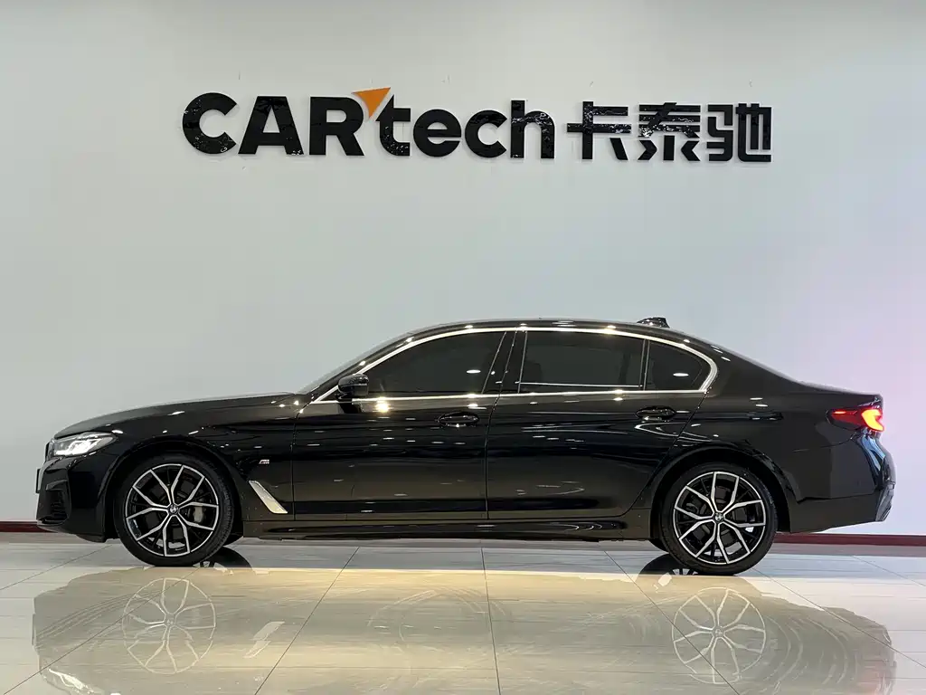 BMW 5 Series 2023