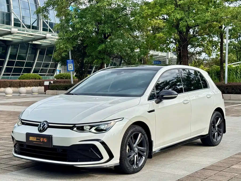 Volkswagen Golf 2022
