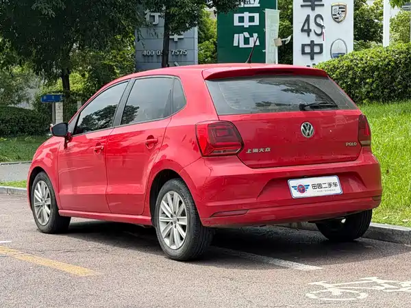Volkswagen Polo 2016