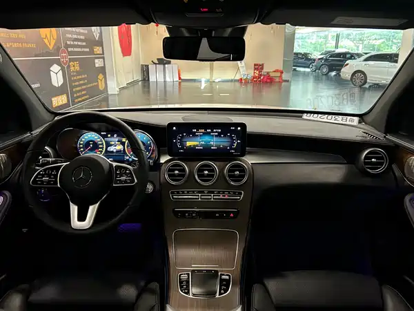 Mercedes-Benz GLC 2022
