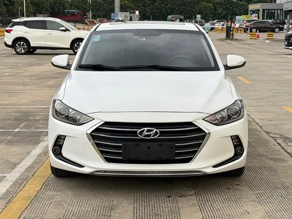 Hyundai Celesta 2016 — фото 2