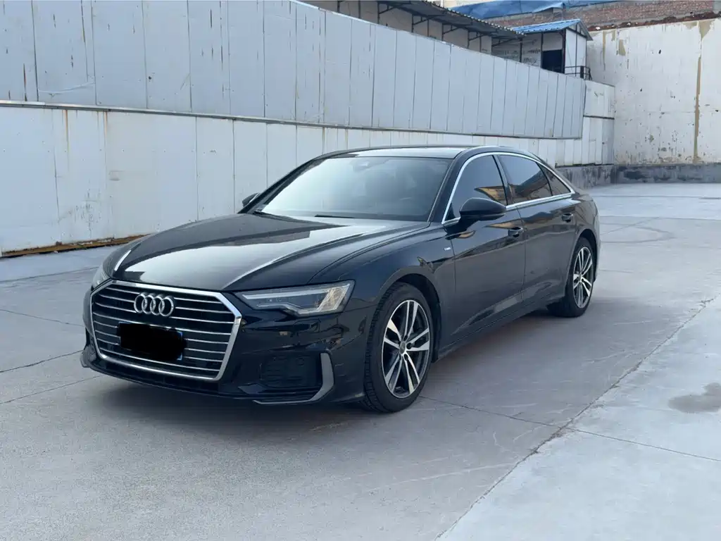 Audi A6L 2022