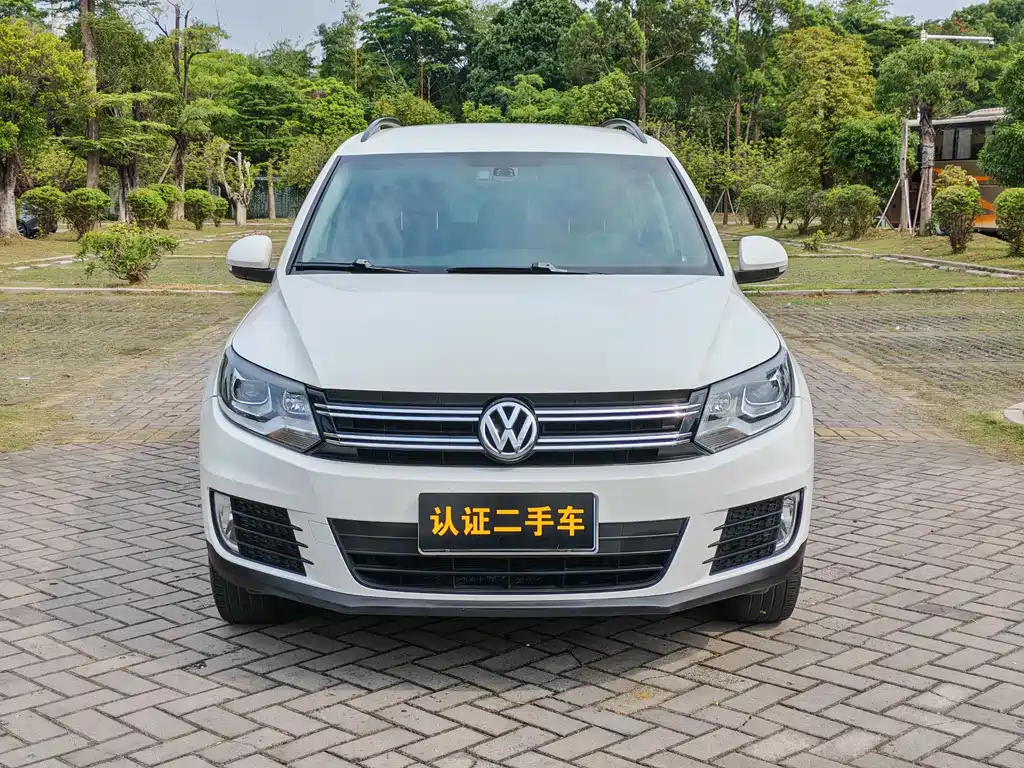 Volkswagen Tiguan 2015 — фото 2