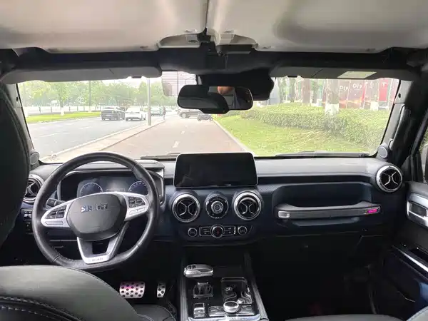 BAIC BJ40 2022