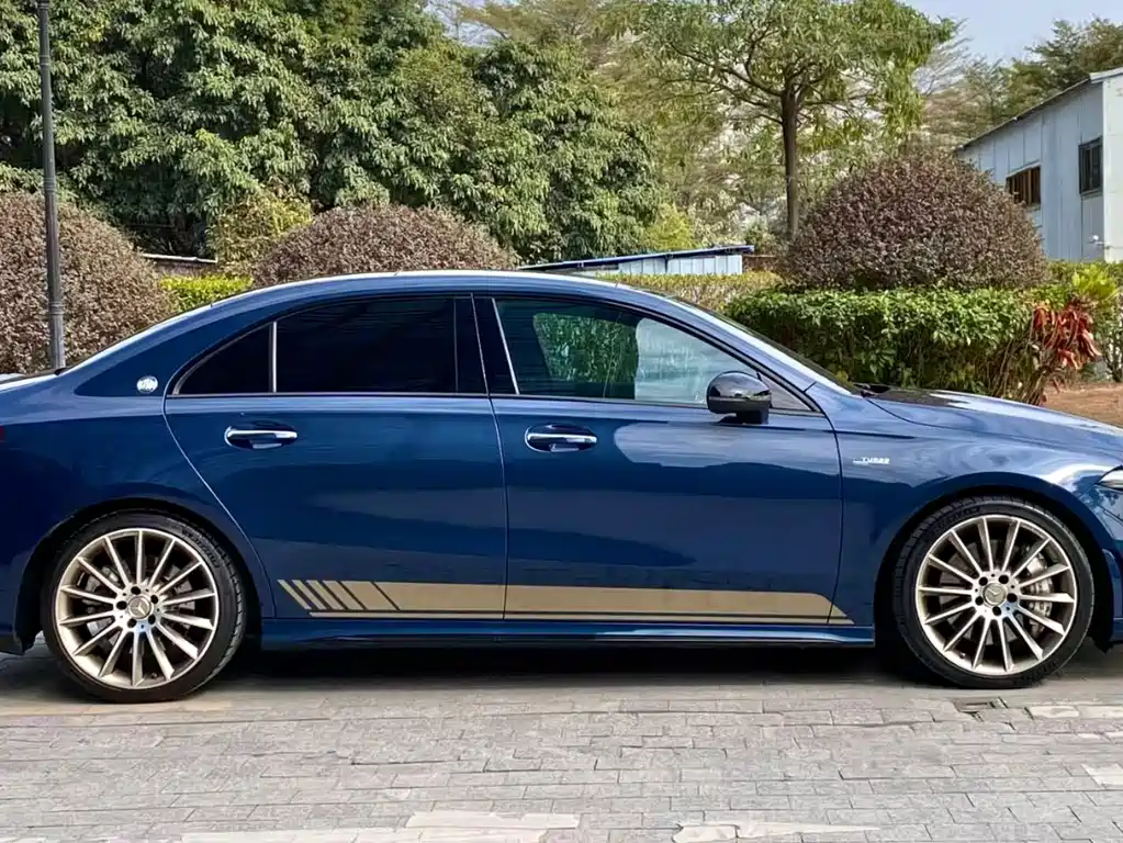 Mercedes-Benz A-Class AMG 2020 — фото 7