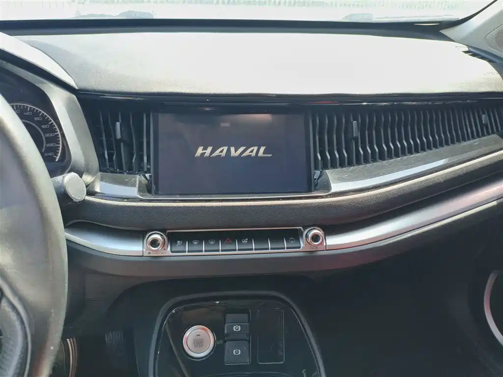 Haval H2s 2018 — фото 13