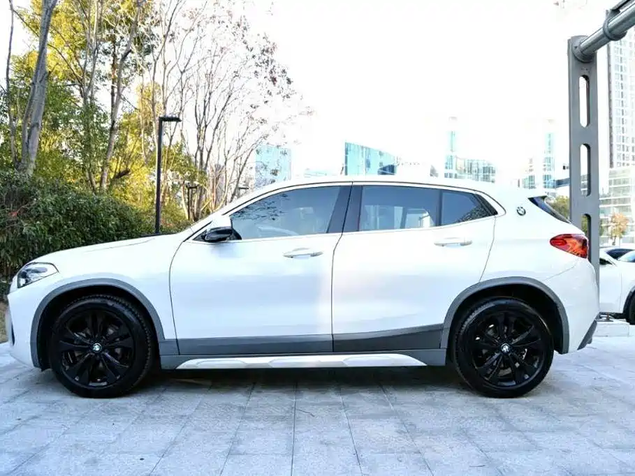 BMW X2 2021 — фото 8