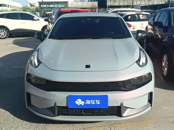 Lynk & Co 03 2022
