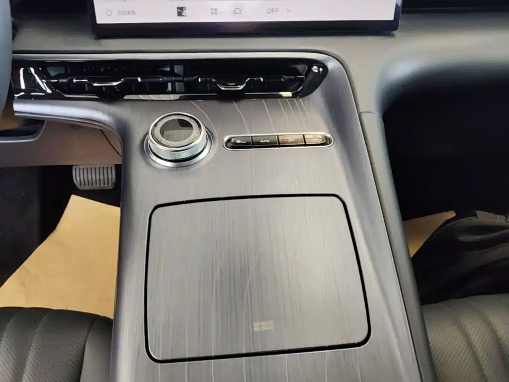 Geely Galaxy E5 2025 — фото 14