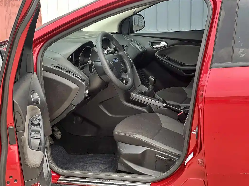 Ford Focus 2014