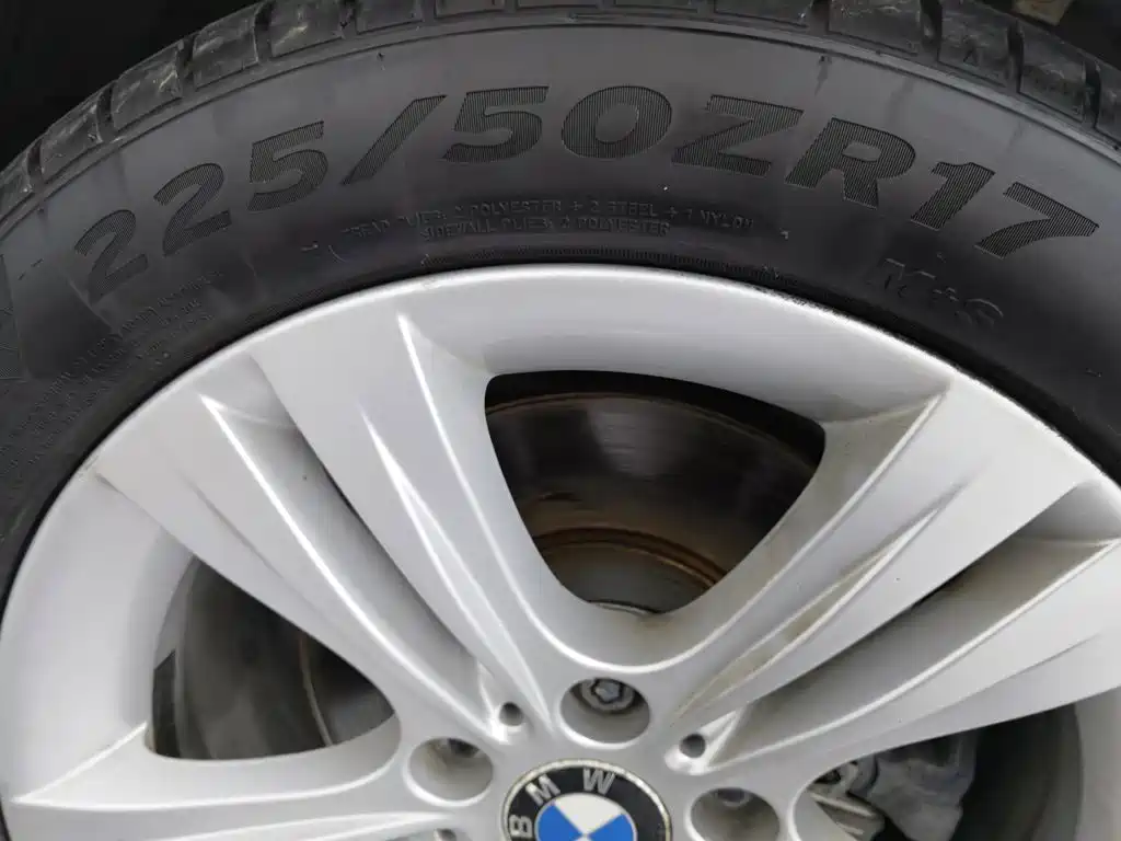 BMW 3 Series 2014 — фото 24