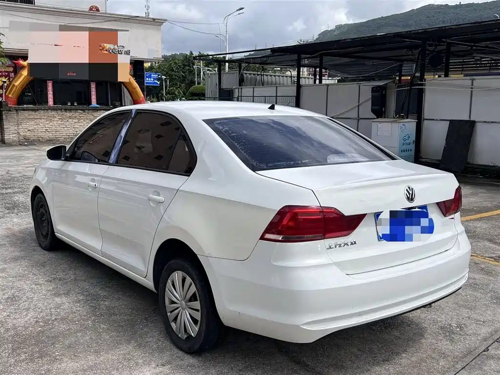 Volkswagen Santana 2016