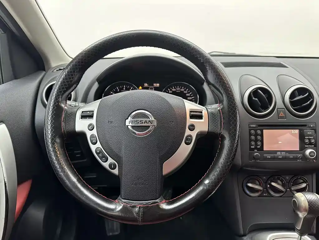 Nissan Qashqai 2015 — фото 12