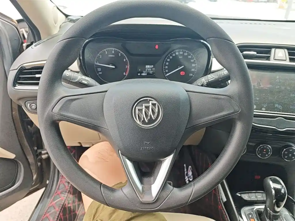 Buick Excelle 2019 — фото 11