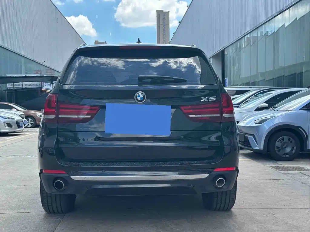 BMW X5 2018 — фото 9