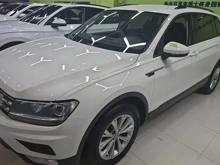 Volkswagen Tiguan L 2017