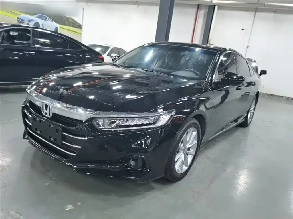 Honda Accord 2023 — фото 1