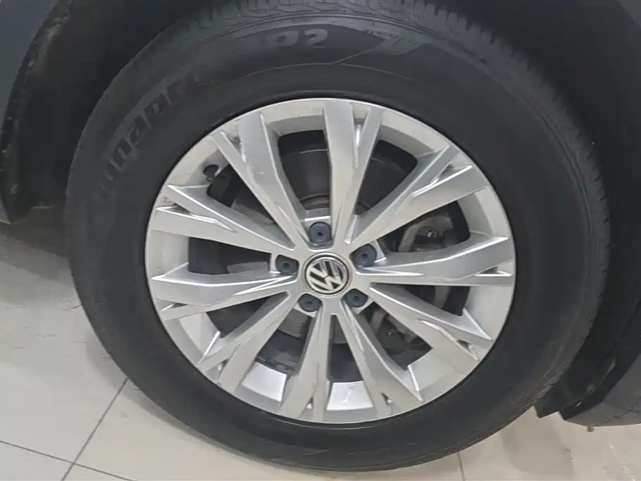 Volkswagen Tiguan L 2017