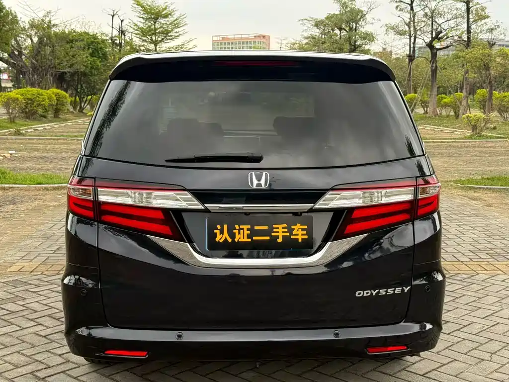 Honda Odyssey 2019 — фото 8