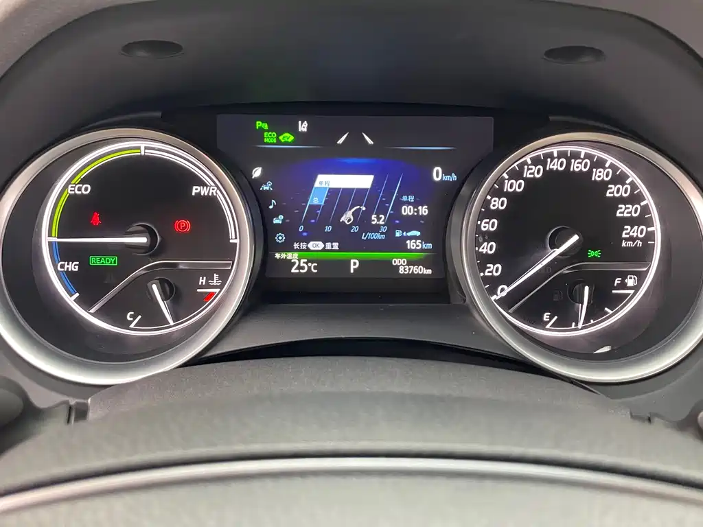 Toyota Camry 2018 — фото 18
